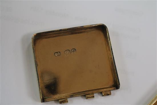 A George IV engine turned silver gilt double lidded snuff box by John Linnit, London, 1822, 71mm.